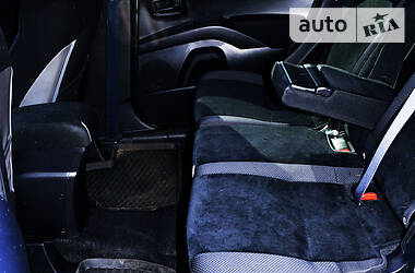 Внедорожник / Кроссовер Mitsubishi Outlander 2010 в 