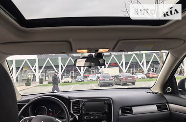 Внедорожник / Кроссовер Mitsubishi Outlander 2013 в Хмельницком