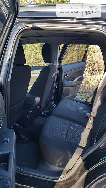 Внедорожник / Кроссовер Mitsubishi Outlander 2012 в Киеве