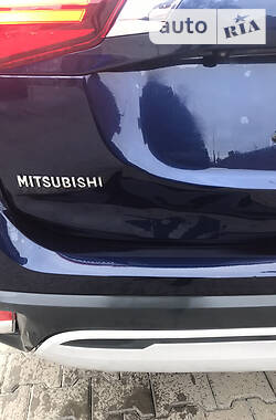 Внедорожник / Кроссовер Mitsubishi Outlander 2019 в Коломые