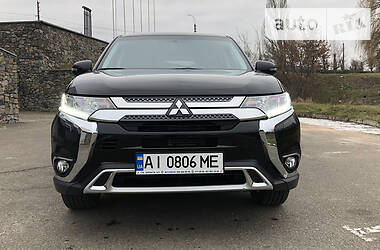 Внедорожник / Кроссовер Mitsubishi Outlander 2018 в Белой Церкви