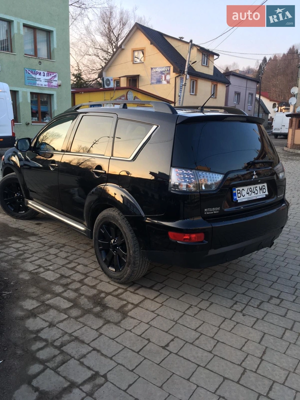 2010 Mitsubishi Outlander - мініатюра 12