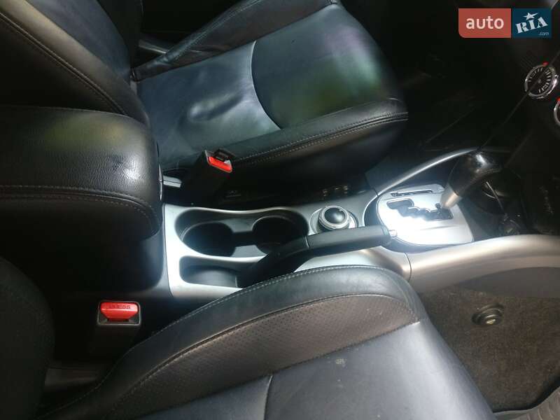 Универсал Mitsubishi Outlander 2011 в Киеве