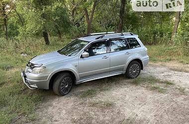 Позашляховик / Кросовер Mitsubishi Outlander 2007 в 