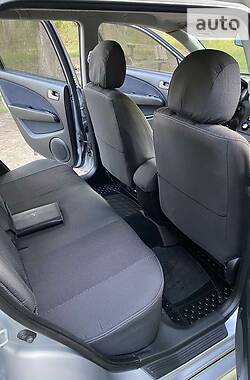 Позашляховик / Кросовер Mitsubishi Outlander 2007 в 