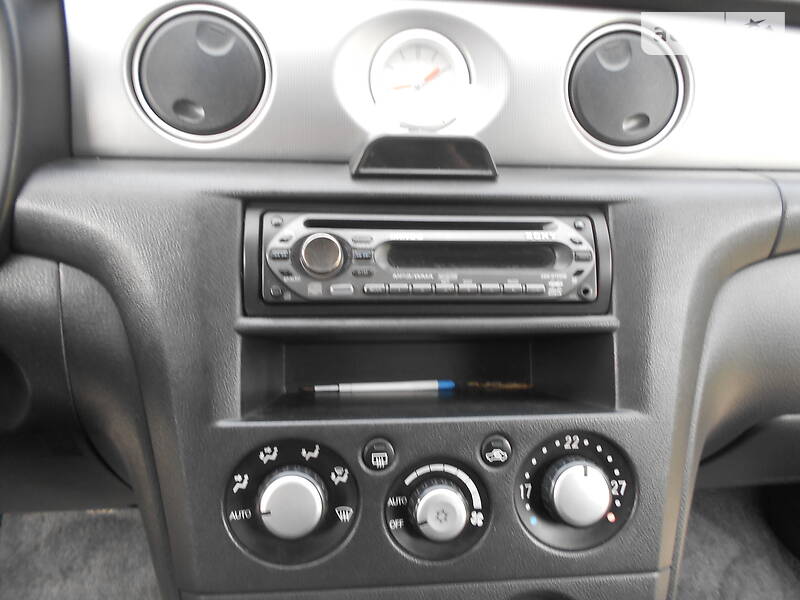 Внедорожник / Кроссовер Mitsubishi Outlander 2005 в Запорожье