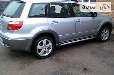 Внедорожник / Кроссовер Mitsubishi Outlander 2006 в Броварах