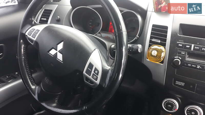Позашляховик / Кросовер Mitsubishi Outlander 2007 в Бориславі