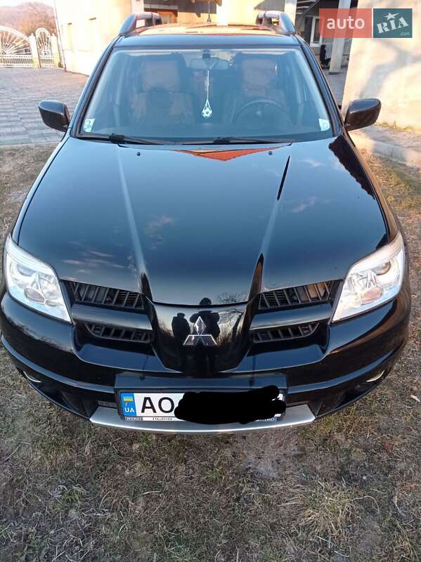 Mitsubishi Outlander 2008