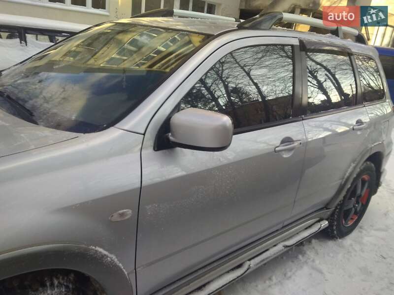 Внедорожник / Кроссовер Mitsubishi Outlander 2006 в Львове