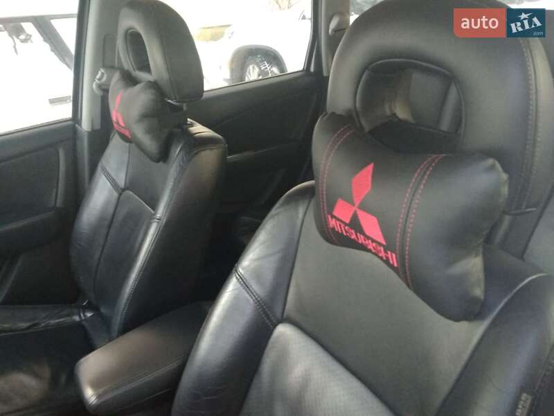 Внедорожник / Кроссовер Mitsubishi Outlander 2006 в Львове