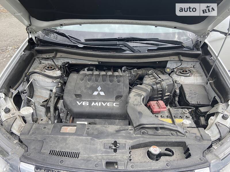 Позашляховик / Кросовер Mitsubishi Outlander 2017 в Києві фото 19 Позашляховик / Кросовер Mitsubishi Outlander 2017 в Києві