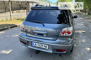 Позашляховик / Кросовер Mitsubishi Outlander 2006 в Черкасах