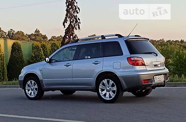 Позашляховик / Кросовер Mitsubishi Outlander 2005 в Стрию