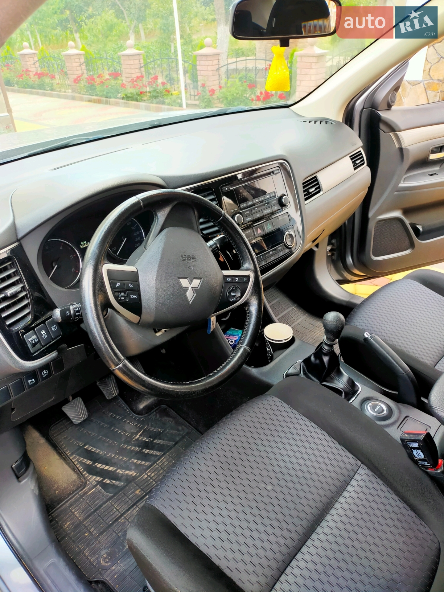 2013 Mitsubishi Outlander - мініатюра 10