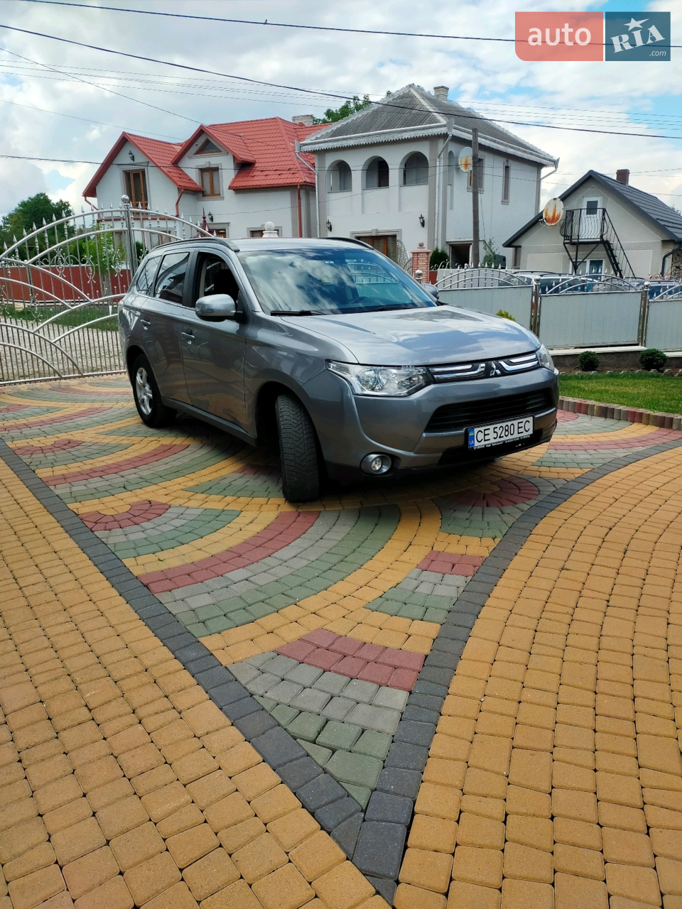 2014 Mitsubishi Outlander - мініатюра 12