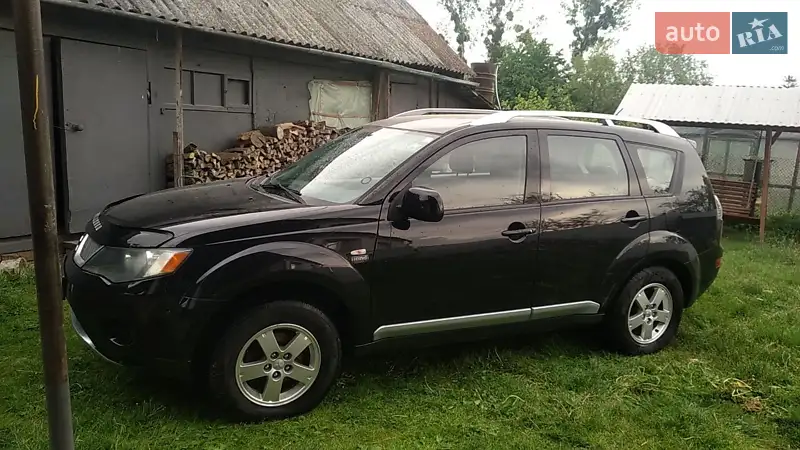 Mitsubishi Outlander