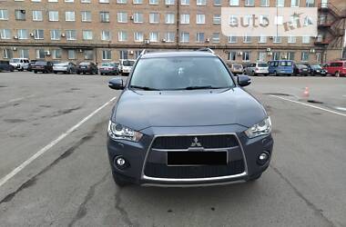 Внедорожник / Кроссовер Mitsubishi Outlander 2010 в Черкассах