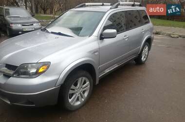 Внедорожник / Кроссовер Mitsubishi Outlander 2004 в 