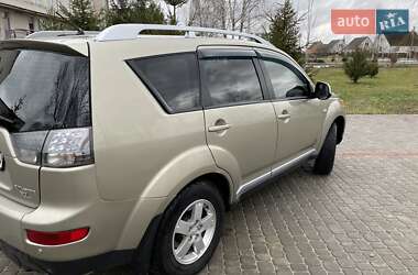 Внедорожник / Кроссовер Mitsubishi Outlander 2008 в Ратным