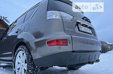 Внедорожник / Кроссовер Mitsubishi Outlander 2011 в Стрые