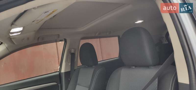 Позашляховик / Кросовер Mitsubishi Outlander 2017 в Києві