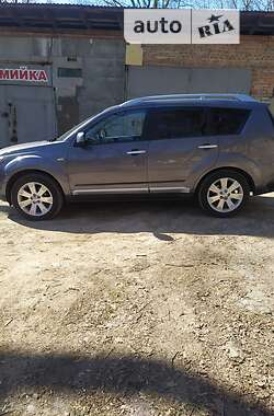 Внедорожник / Кроссовер Mitsubishi Outlander 2008 в Львове