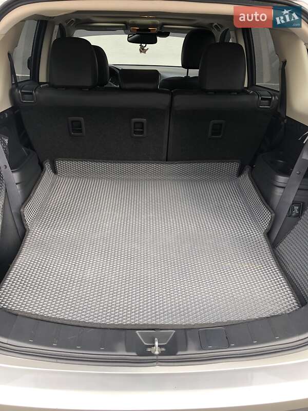 Универсал Mitsubishi Outlander 2019 в Одессе