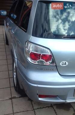 Внедорожник / Кроссовер Mitsubishi Outlander 2008 в 