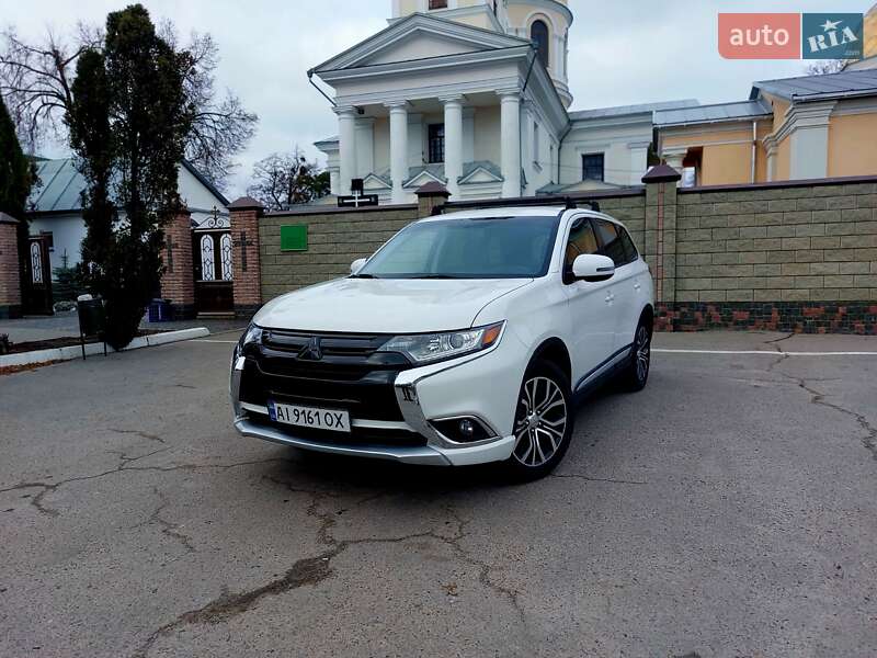 Внедорожник / Кроссовер Mitsubishi Outlander 2015 в Белой Церкви