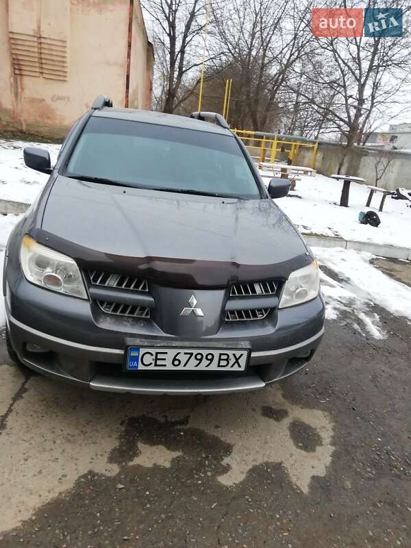 Mitsubishi Outlander 2005