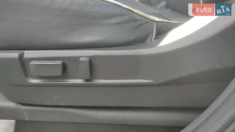 Позашляховик / Кросовер Mitsubishi Outlander 2018 в Запоріжжі