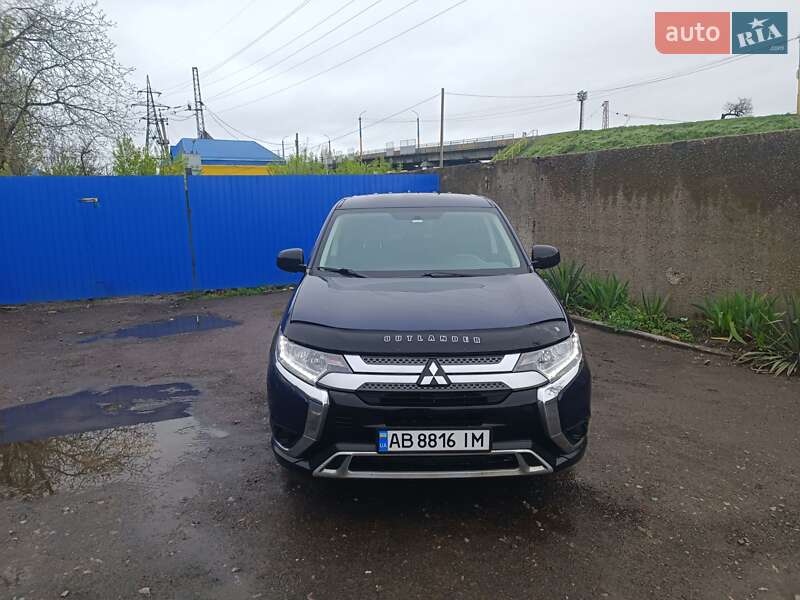 Mitsubishi Outlander 2018