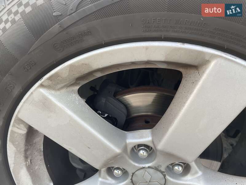 Позашляховик / Кросовер Mitsubishi Outlander 2007 в Охтирці