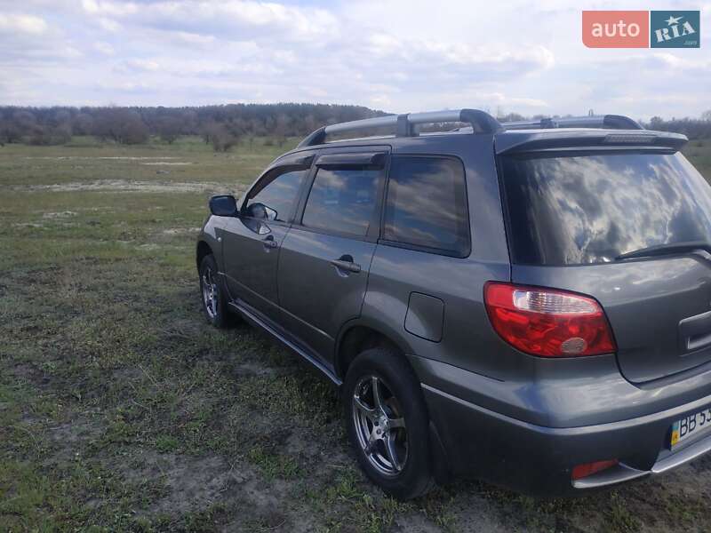 Позашляховик / Кросовер Mitsubishi Outlander 2006 в Дніпрі