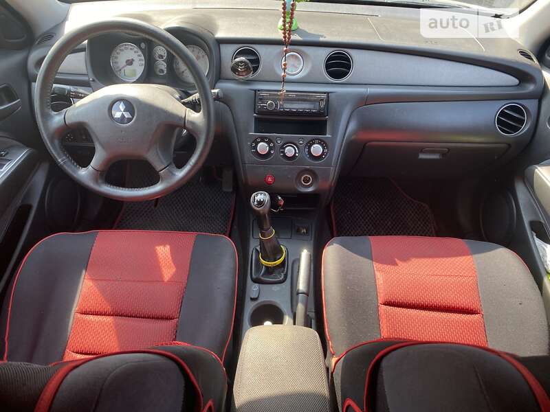 Позашляховик / Кросовер Mitsubishi Outlander 2006 в Львові