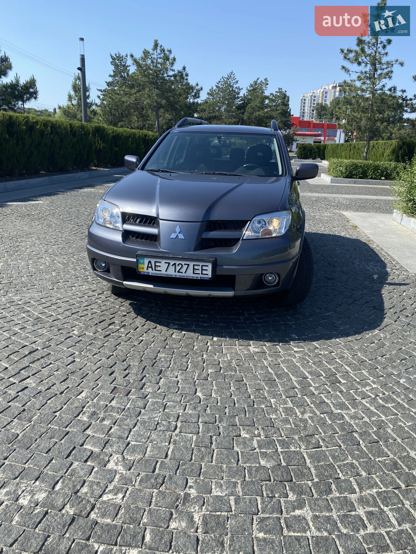 2010 Mitsubishi Outlander - фото 1