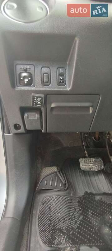 Позашляховик / Кросовер Mitsubishi Outlander 2004 в Теофіполі фото 31 Позашляховик / Кросовер Mitsubishi Outlander 2004 в Теофіполі