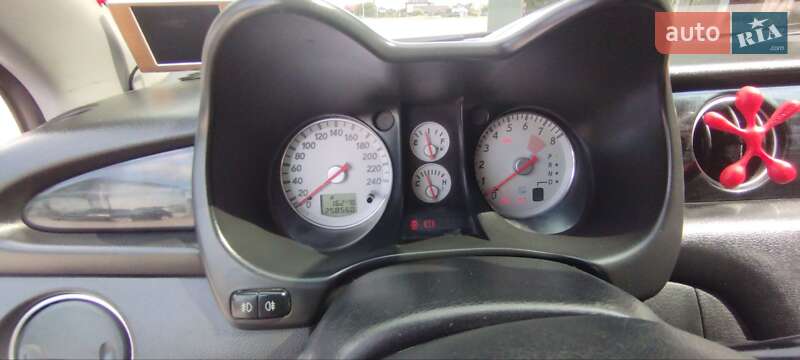 Позашляховик / Кросовер Mitsubishi Outlander 2004 в Теофіполі фото 49 Позашляховик / Кросовер Mitsubishi Outlander 2004 в Теофіполі