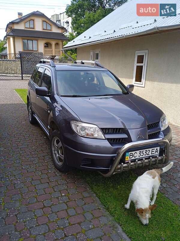 Mitsubishi Outlander 2008