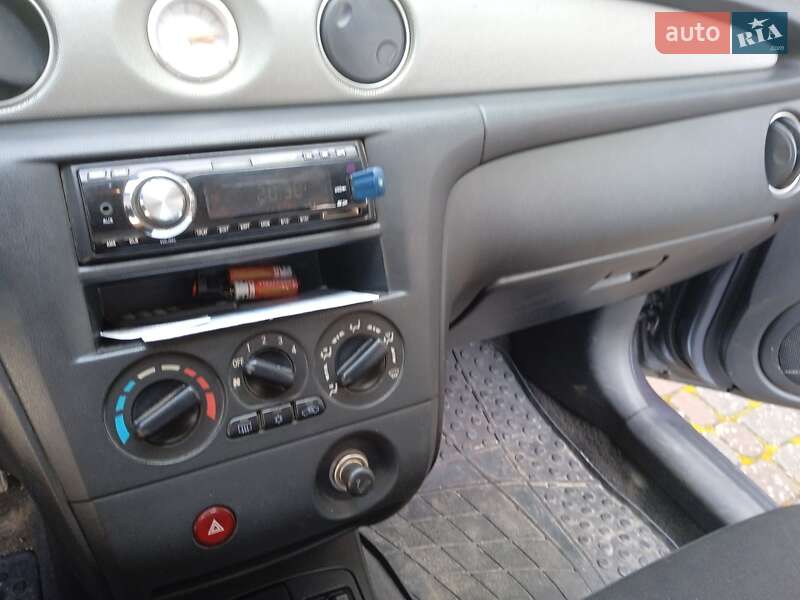 Позашляховик / Кросовер Mitsubishi Outlander 2008 в Жидачові