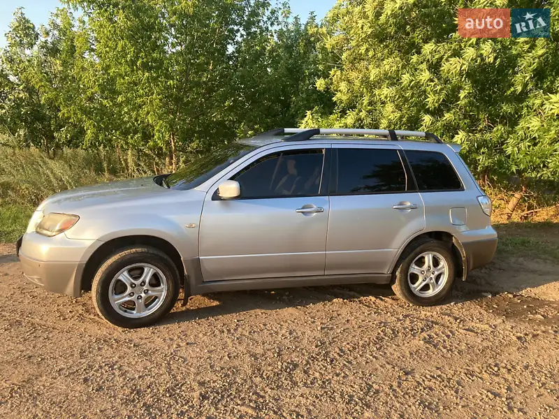 Mitsubishi Outlander