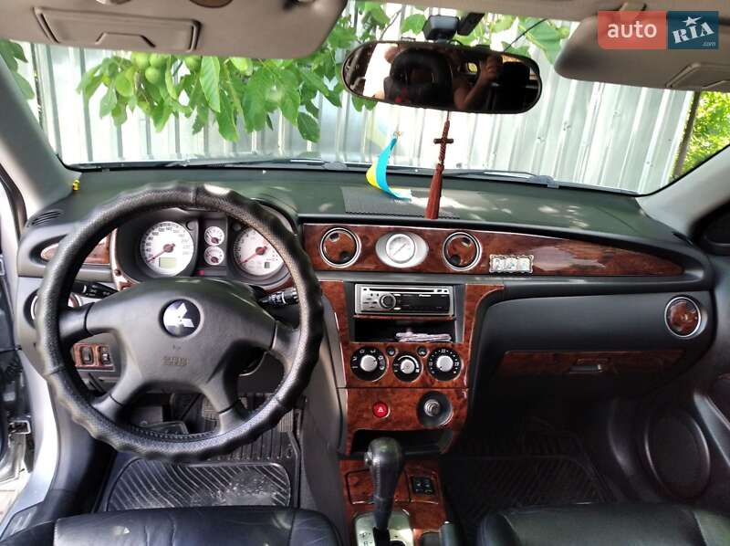 Внедорожник / Кроссовер Mitsubishi Outlander 2006 в Львове