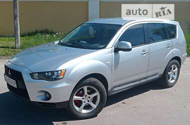 Внедорожник / Кроссовер Mitsubishi Outlander 2010 в Чернигове