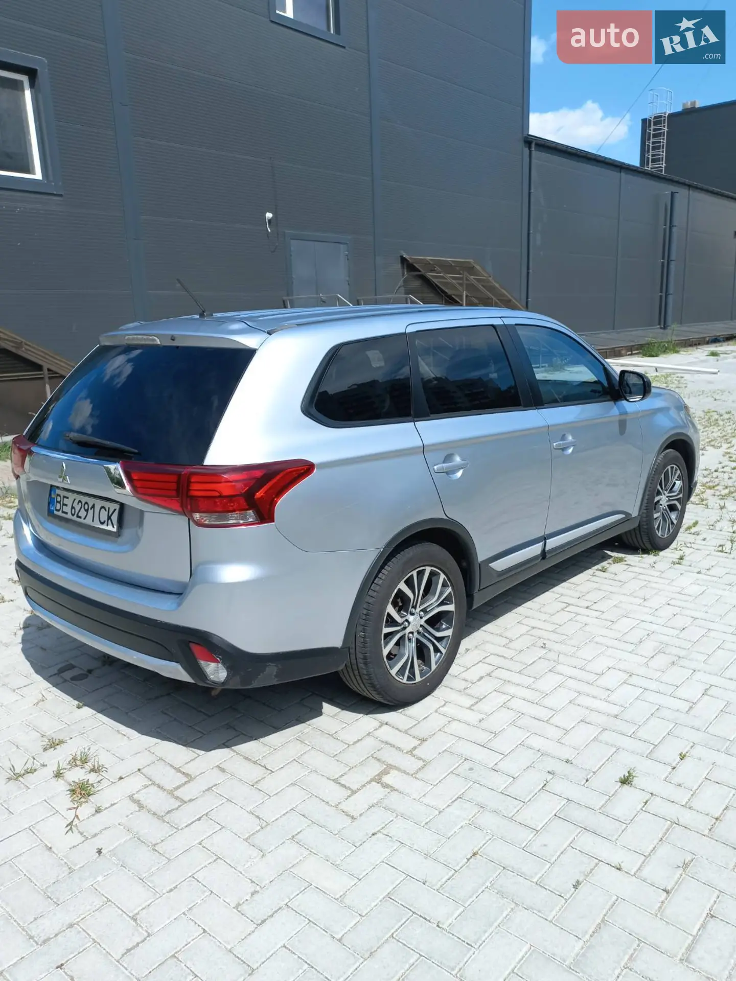 2015 Mitsubishi Outlander - мініатюра 4