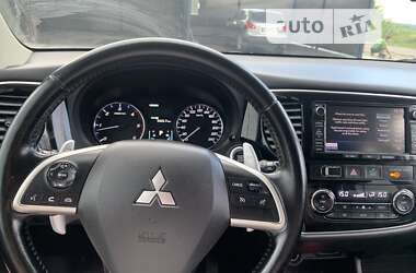 Внедорожник / Кроссовер Mitsubishi Outlander 2014 в Ивано-Франковске