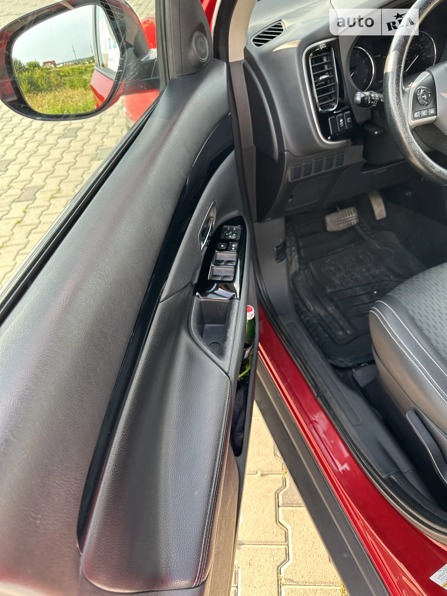 2015 Mitsubishi Outlander - мініатюра 27