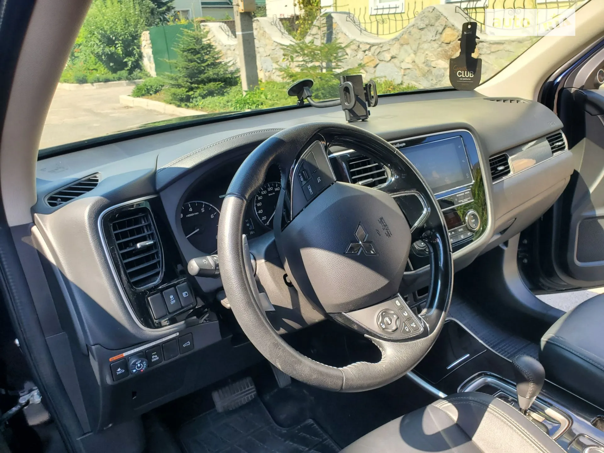 2018 Mitsubishi Outlander - мініатюра 10
