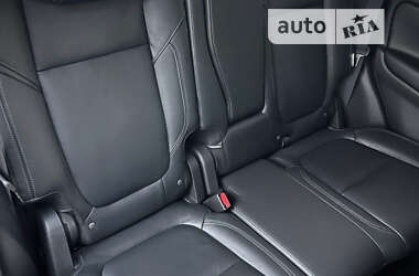 Внедорожник / Кроссовер Mitsubishi Outlander 2019 в 