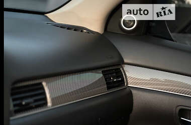 Внедорожник / Кроссовер Mitsubishi Outlander 2019 в 